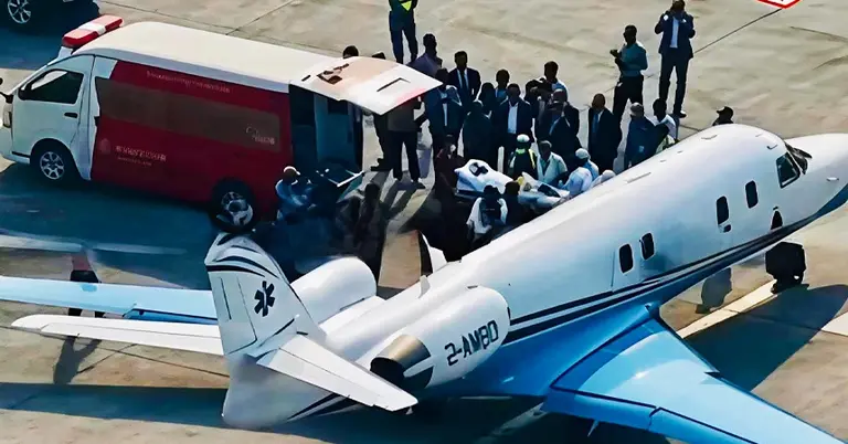 সিঙ্গাপুরের উদ্দেশে রওনা দিয়েছে হাদিকে বহনকারী এয়ার অ্যাম্বুলেন্স